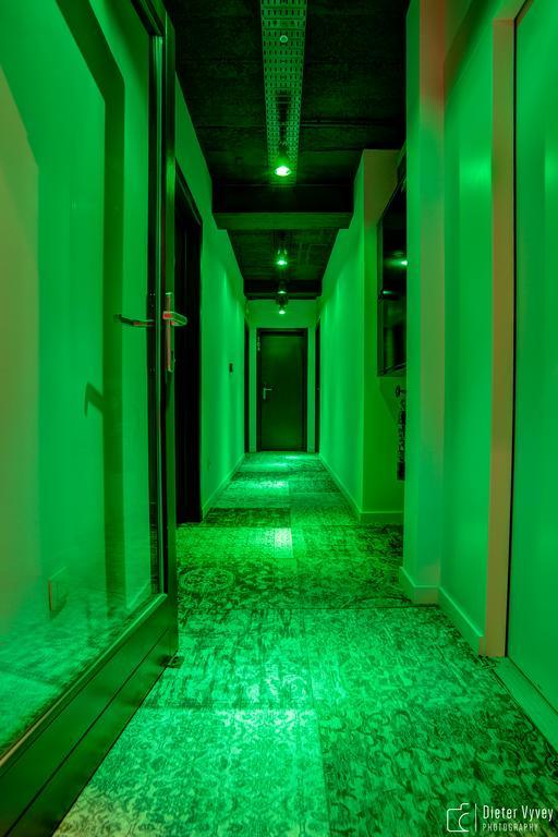 Cube Hostel Лёвен Экстерьер фото
