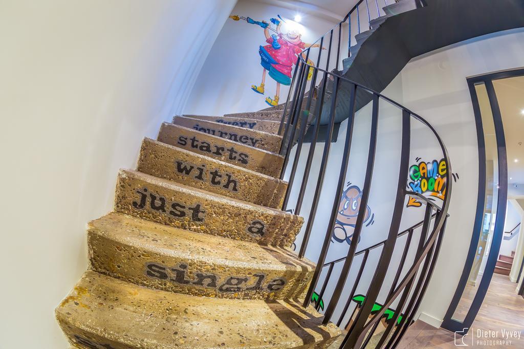 Cube Hostel Лёвен Экстерьер фото