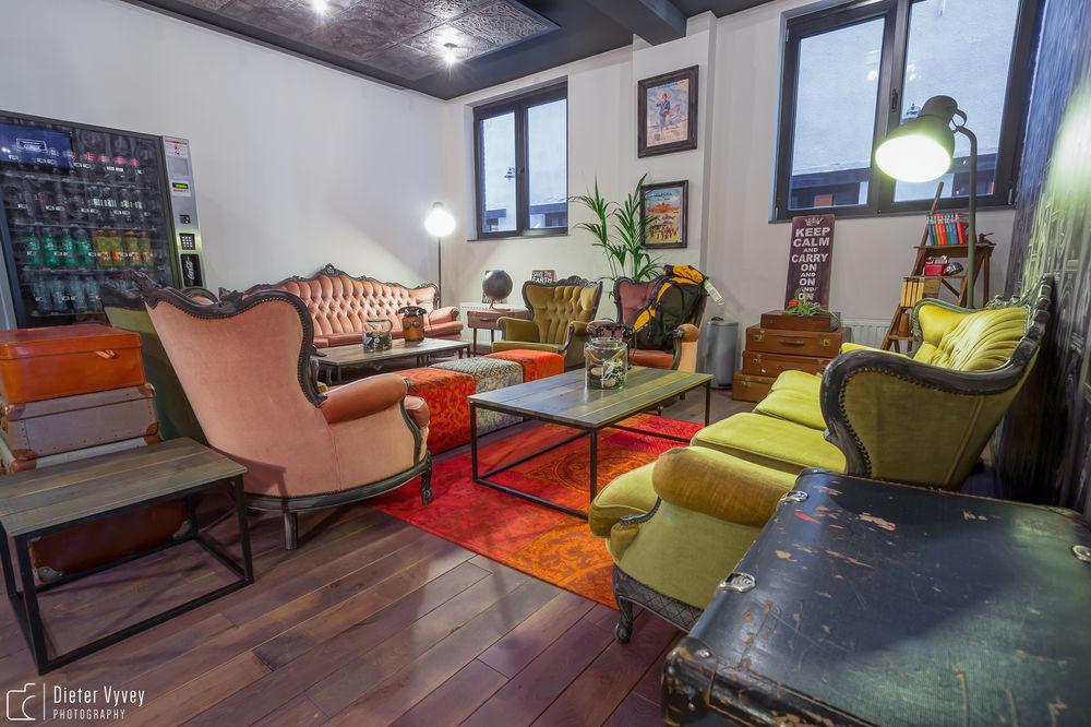 Cube Hostel Лёвен Экстерьер фото