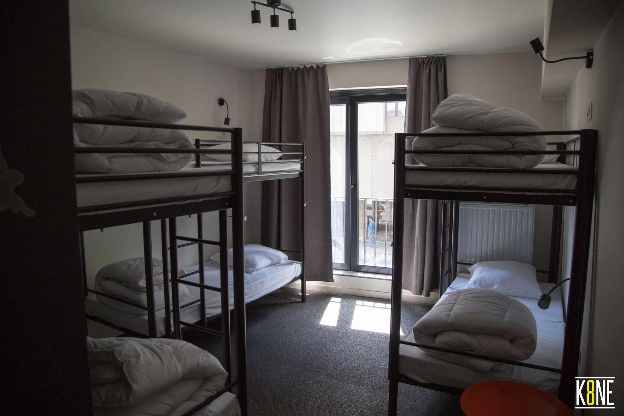 Cube Hostel Лёвен Экстерьер фото